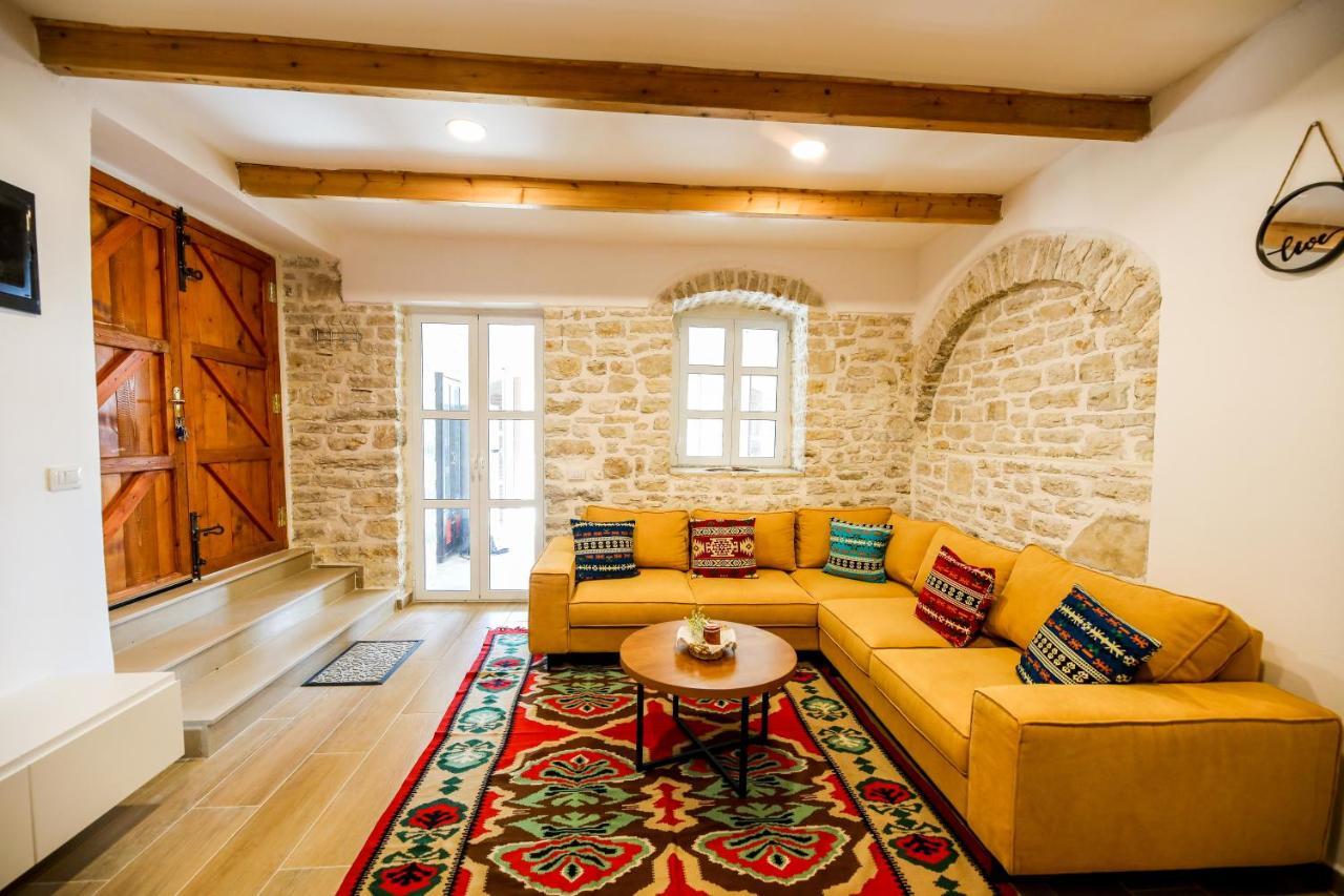 Vila Leon - Old Qeparo - 6 People Dış mekan fotoğraf
